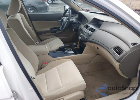 2009 Honda Accord 2.4 Lx-P from USA, damaged, VIN 1HGCP26439A060636